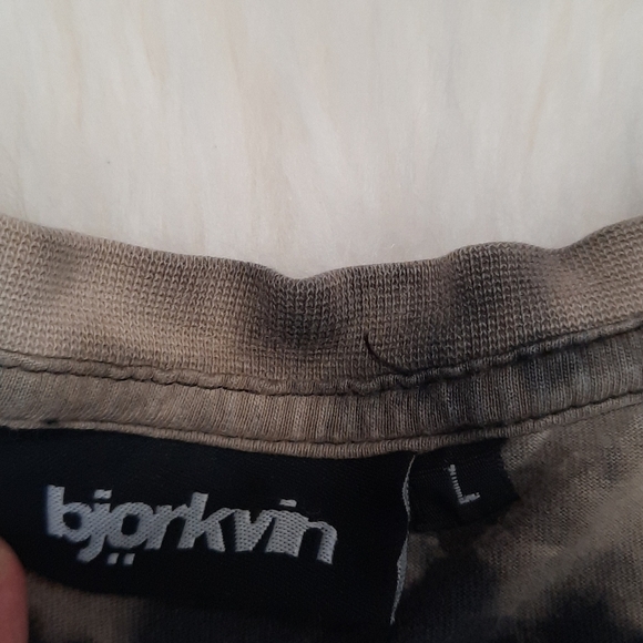 City Dreams Bjorkvin College Acid Washed Tshirt - Picture 7 of 9